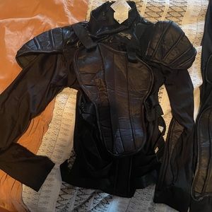 Never worn, well made,Katniss Everdeen costume. It’s really nice and never worn.